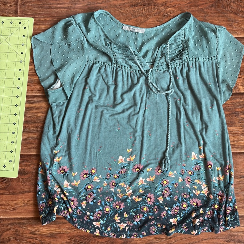 Daniel Rainn Teal Floral Blouse‎